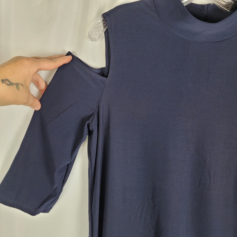 NEW Emma & Michele Navy Blue Mock Neck Cold Shoulder Midi Shift Dress Medium - Picture 3 of 12